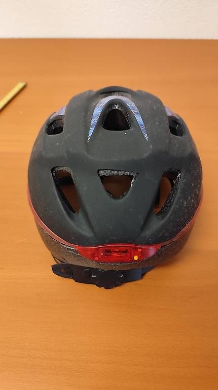 Caschi: Casco da bicicletta per bambino/a – Usato da Pregassona venduto da pce_xm2t 1