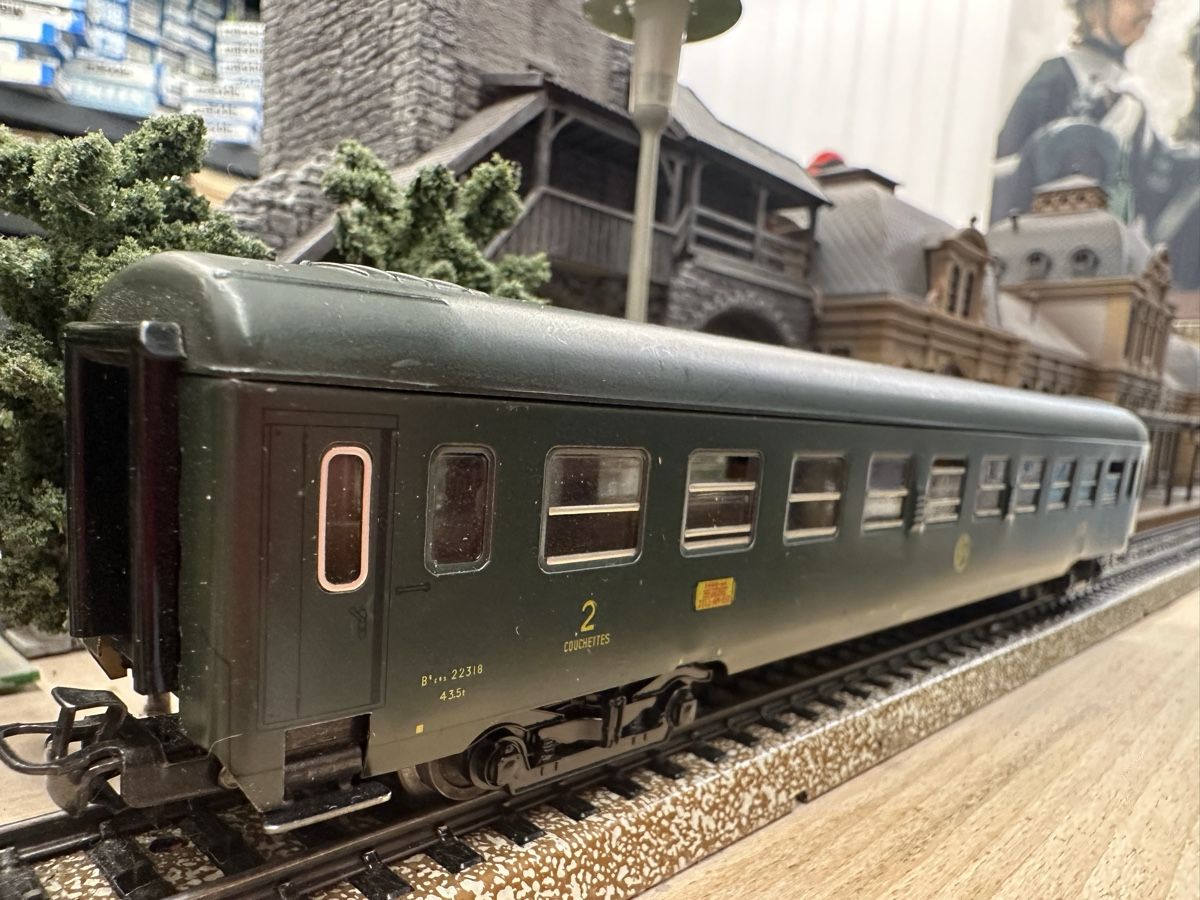 Märklin Modellini di ferrovie: Märklin 4065 SNCF Liegewagen – Usato da Lupsingen venduto da New-Haven