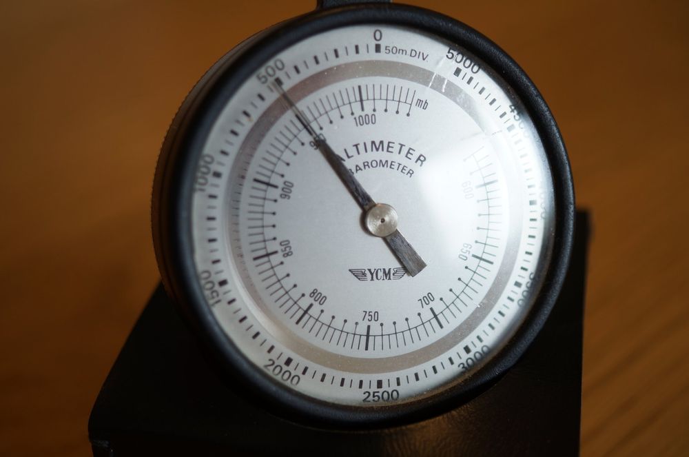 ALTIMETER YCM Höhenmeter / Made in Japan Kaufen auf Ricardo