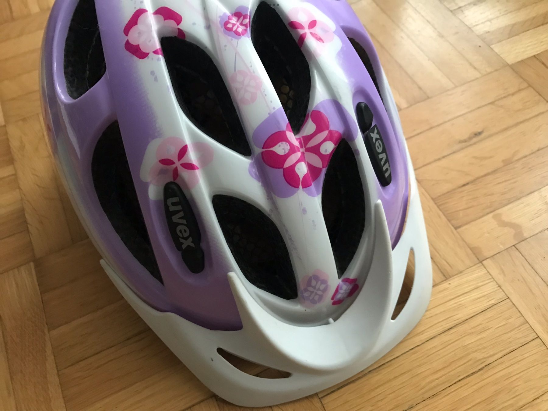 Uvex Caschi: Kinderhelm Velohelm Mädchen UVEX Grösse 49-55 cm – Usato da Emmenbrücke venduto da Hathor123 2