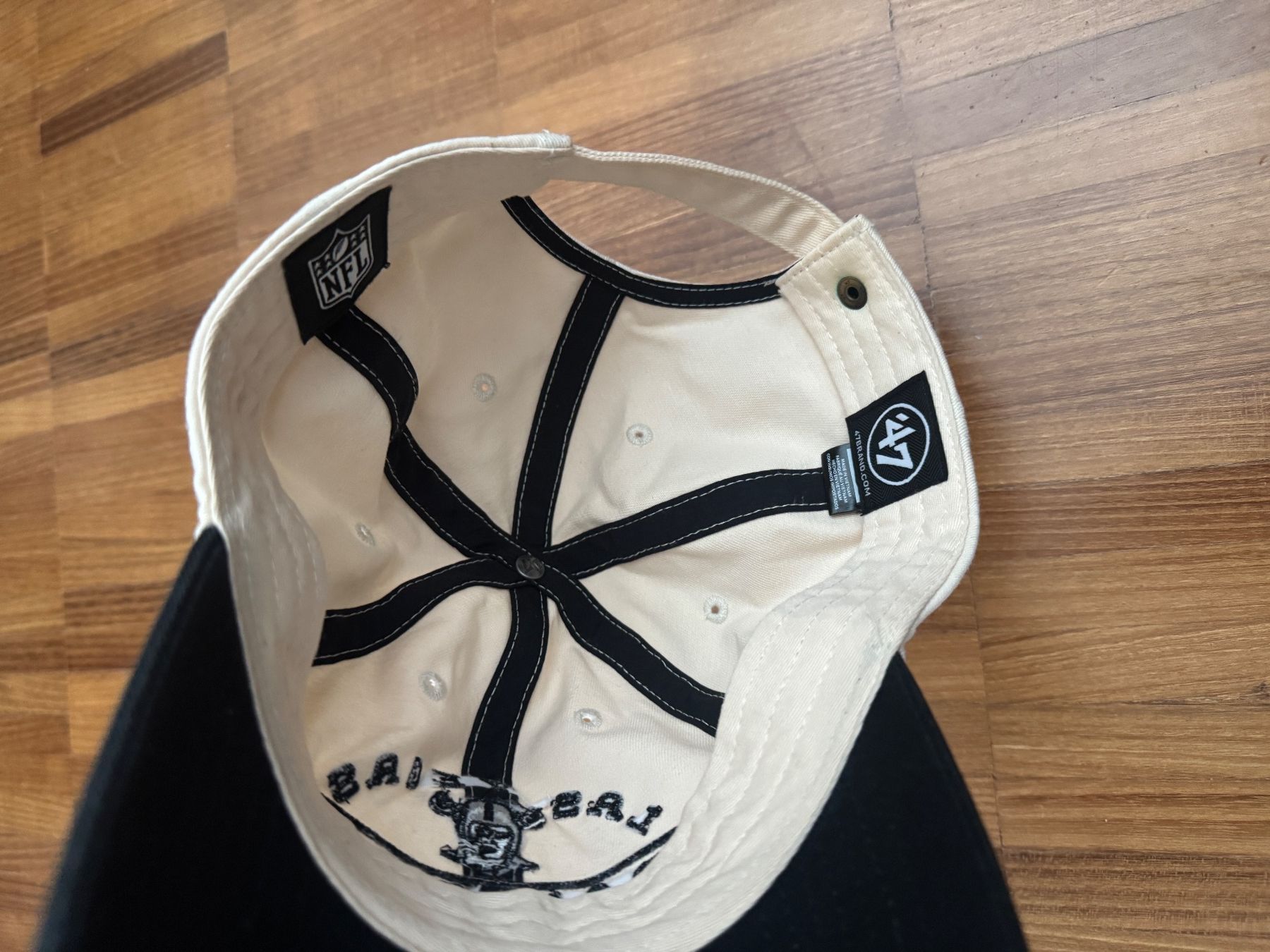 Hüte, Mützen & Caps: Las Vegas Raiders, Cap, '47 Brand – Gebraucht aus Chur von schoel 1