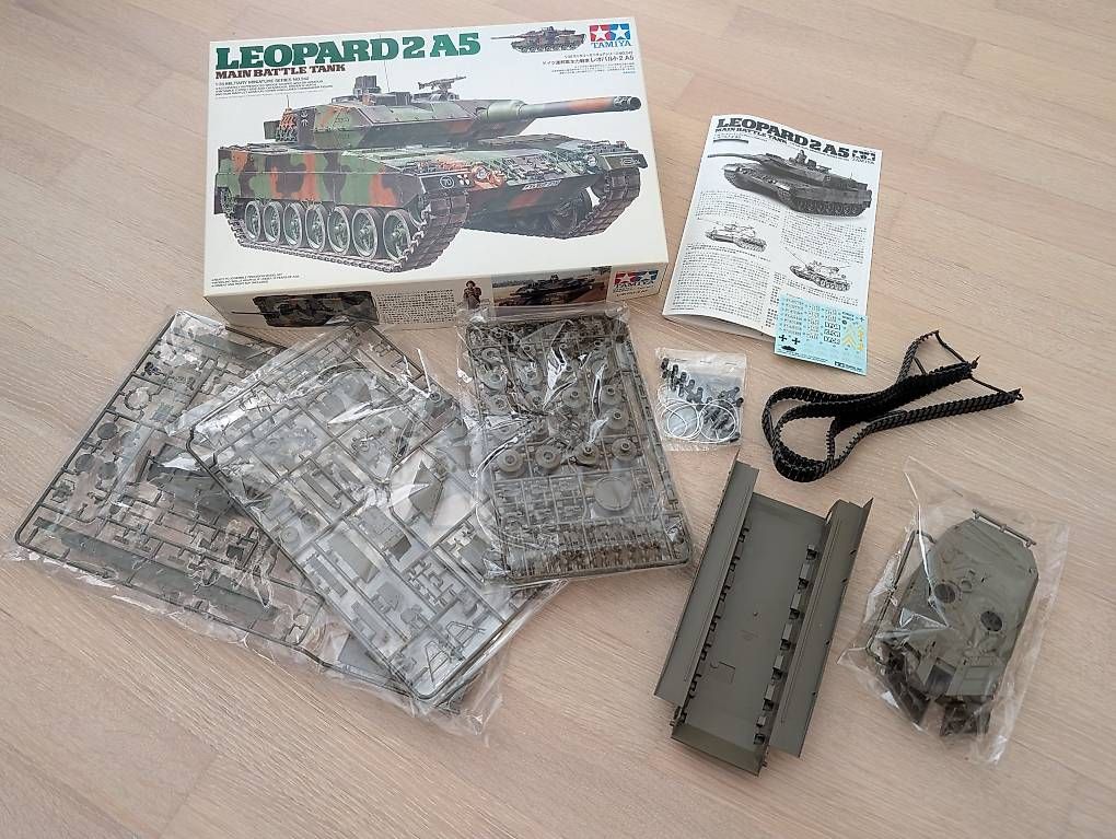 Tamiya Kit di modellismo & Modellini statici: Tamiya Bausatz Leopard 2 A5 – Nuovo (secondo la descrizione) da Baar venduto da Nermal03 1