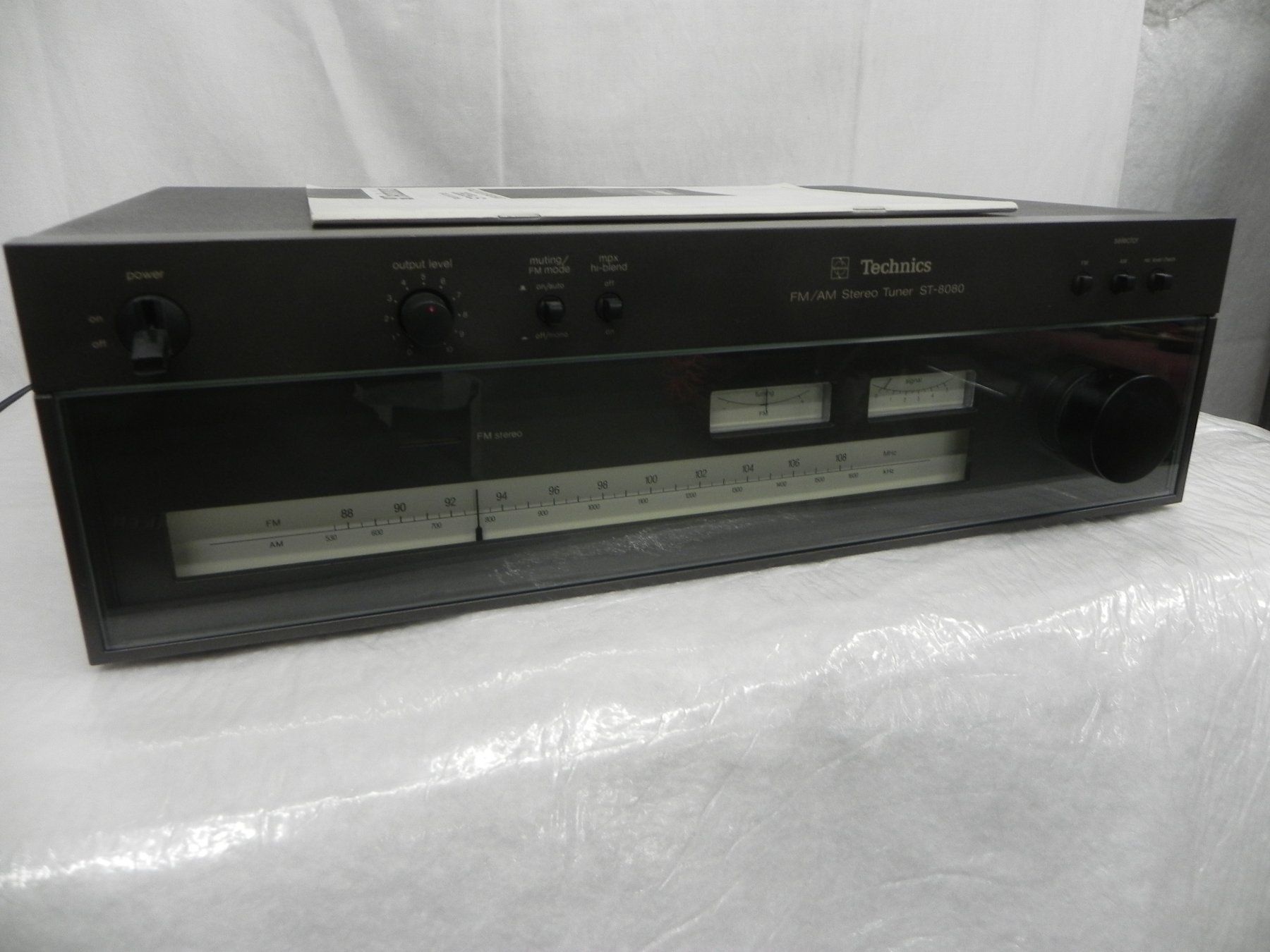 Technics Radio: Technics Stereo Tuner ST-8080 revidiert Total Liquidation – Usato da Basel venduto da Life-Style-Art 4