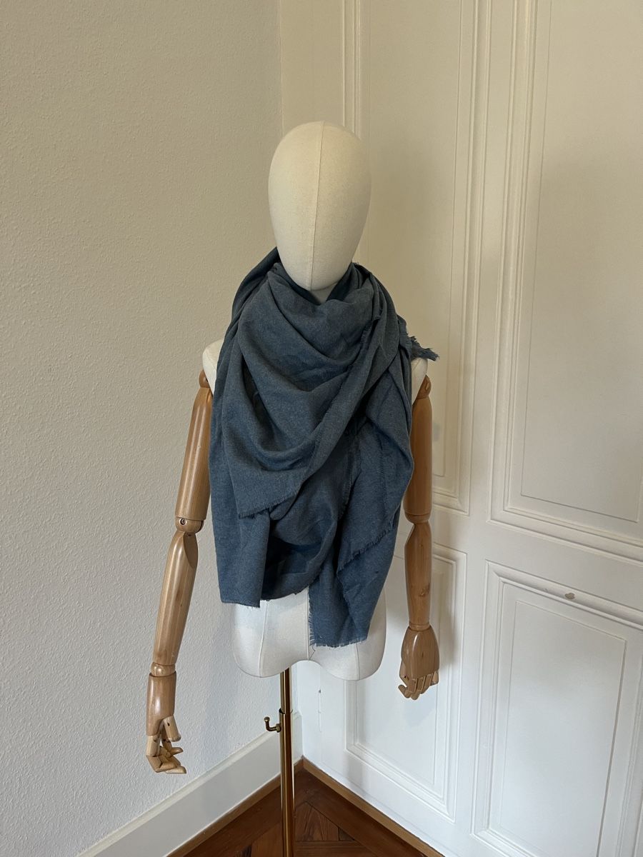 Zara Foulards, Tücher & Schals: Zara Soft Blue scarf – Gebraucht aus Mies von nic_yk5d 1