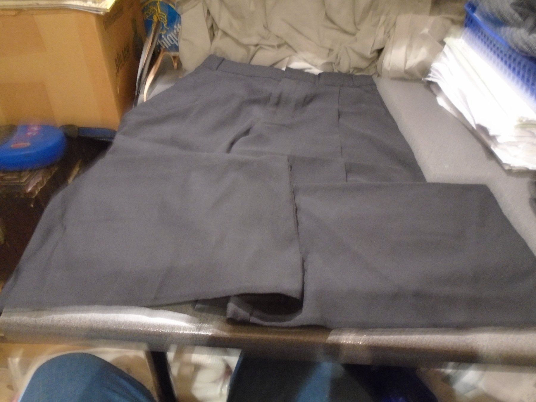 Pantaloni: Hose ca. Grösse S, schwarz, leicht glänzend – Usato da Zürich venduto da abraxas1291