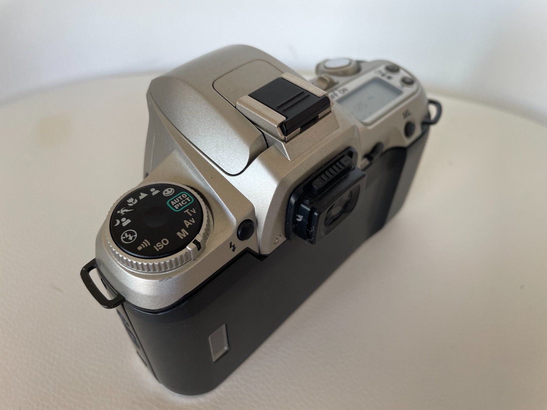 Pentax Fotocamera: Pentax MZ-7 – Difettoso da Petit Lancy venduto da gil_hr6v 3