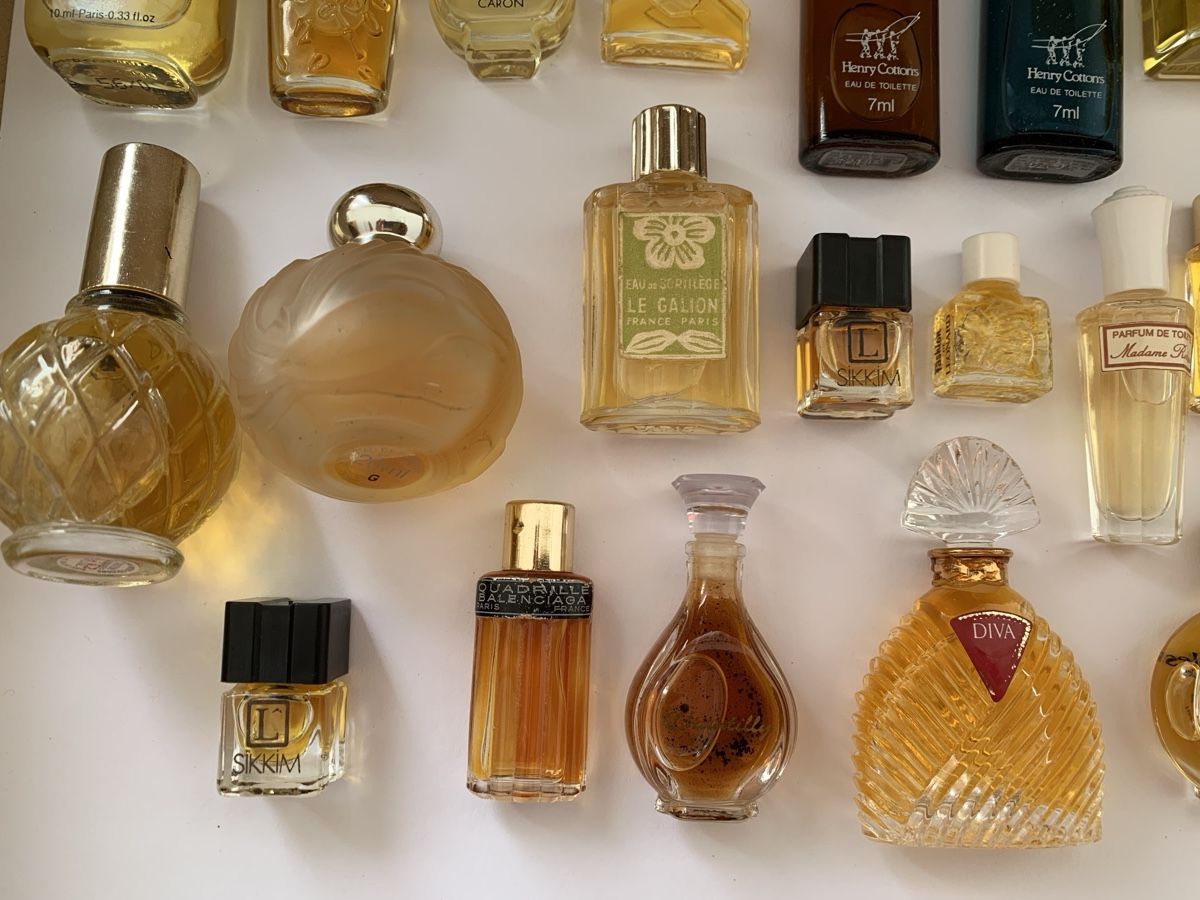 Profumi & Eau de Toilette: Parfum Miniature auch ältere dabei – Usato da Hochdorf venduto da Blume007 5
