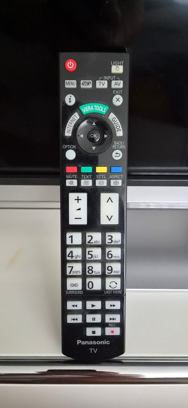Panasonic Appareils TV: Panasonic LCD Full HD TV 42 Zoll – D'occasion à Uznach par fgloor 3