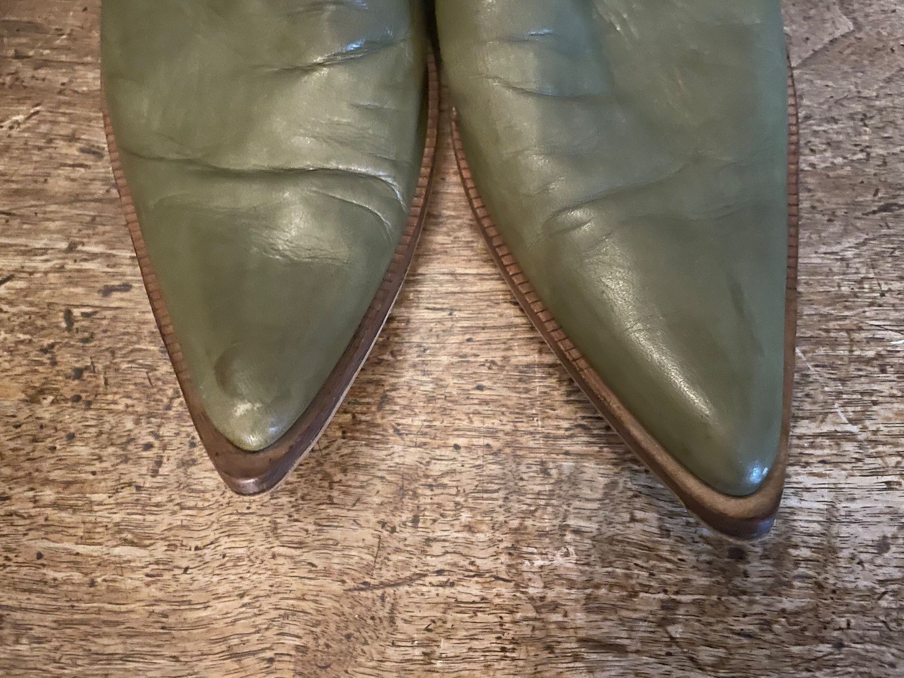 Bagatt Scarpe da donna: Bagatt Mules Grösse 39 olivgrün – Usato da Bern venduto da Rigoler 2