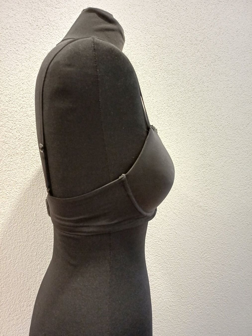Calvin Klein Altra biancheria intima: BH Calvin Klein – Usato da Winterthur venduto da Smily-_- 5