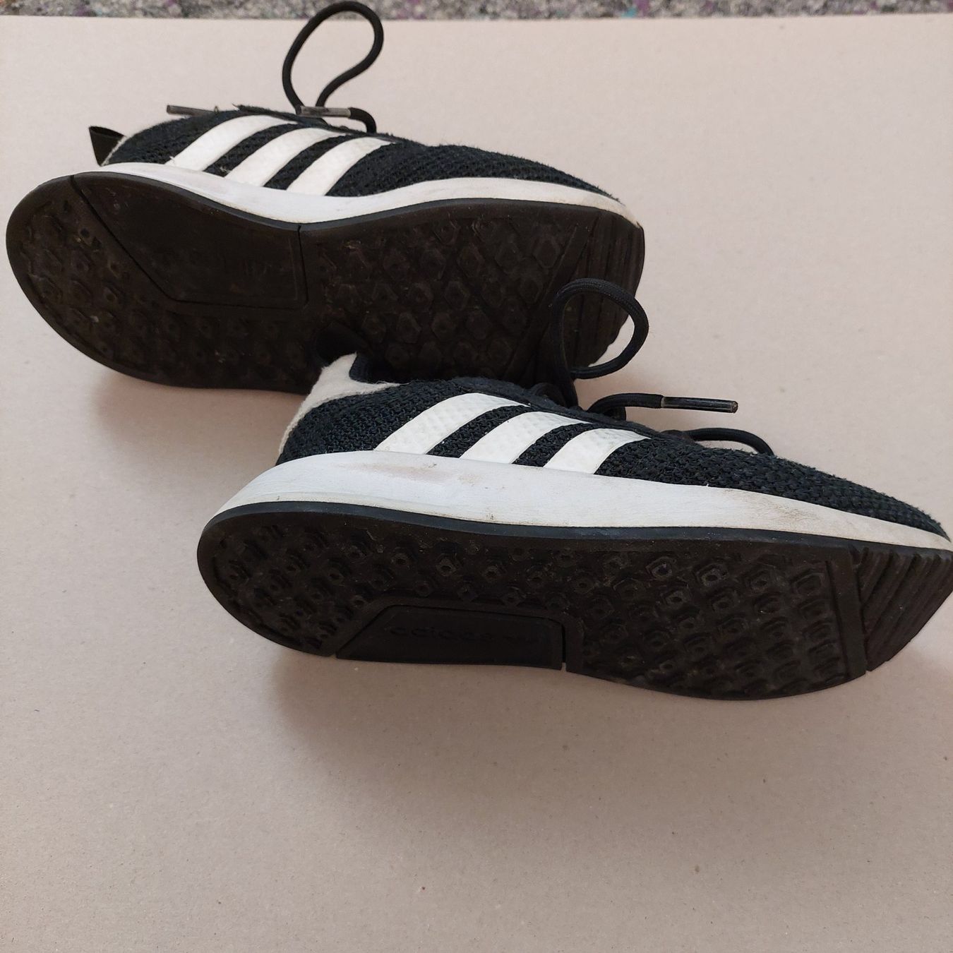 Adidas Scarpe per ragazzi: Kinderschuh Sneaker – Usato da Basel venduto da oliversenn87 1