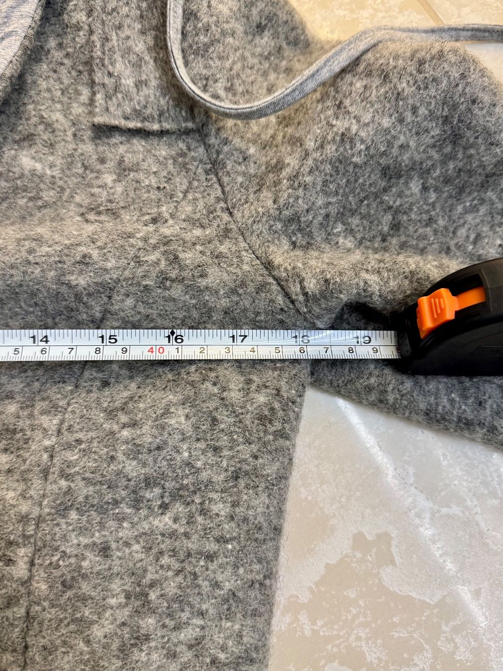 Giacche: Cosy Wool Blend Hooded Jacket, Gr. 38, Grey – Usato da Bülach venduto da dan_7scp 5