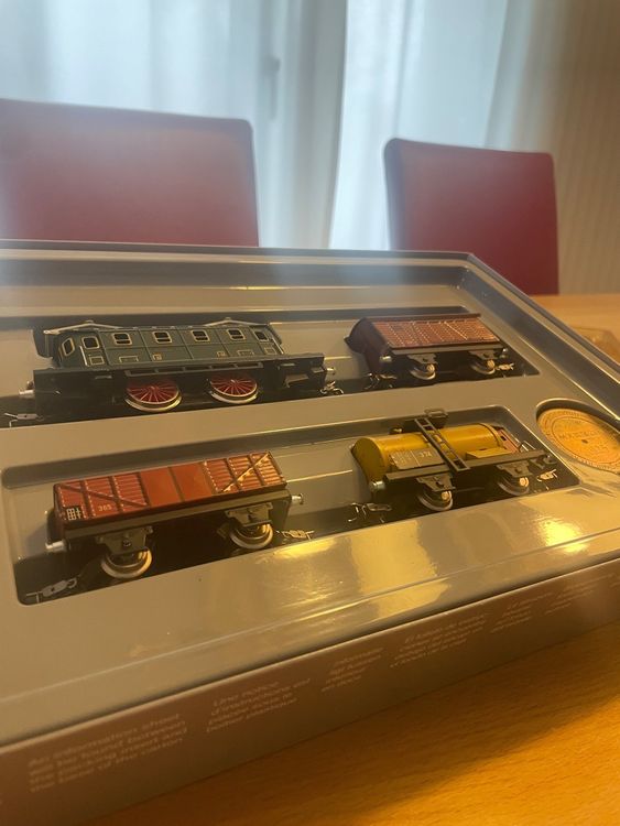 Coffret Märklin HO 50 Jahre Numéro 050 - Locos Vapeur Et électrique Avec Certificat, NEUF