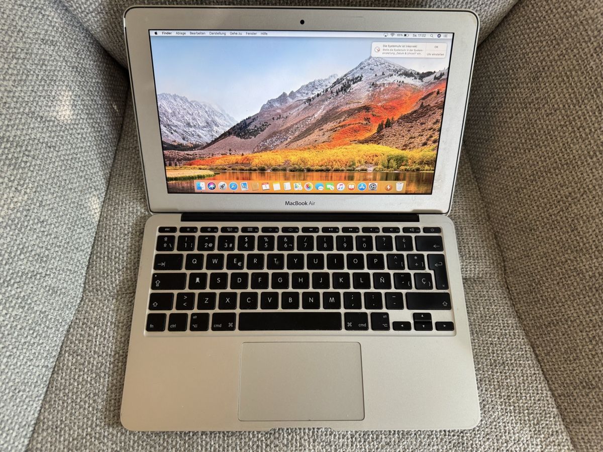 Apple Portables: MacBook Air 11 – D'occasion à Adliswil par Busys