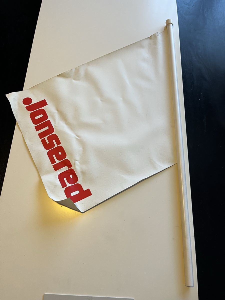 Bandiere: Jonsered Werbeflagge Alt – Usato da bretzwil venduto da nightflasher