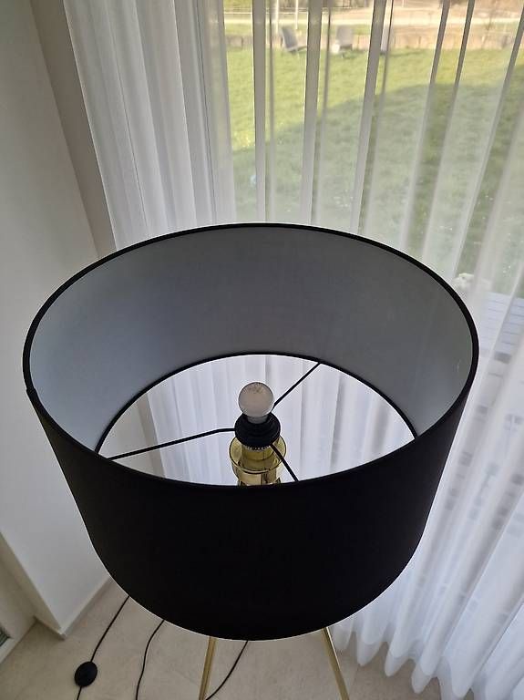 Lampade: Moderne Stehlampe – Usato da Derendingen venduto da Vanja89 2