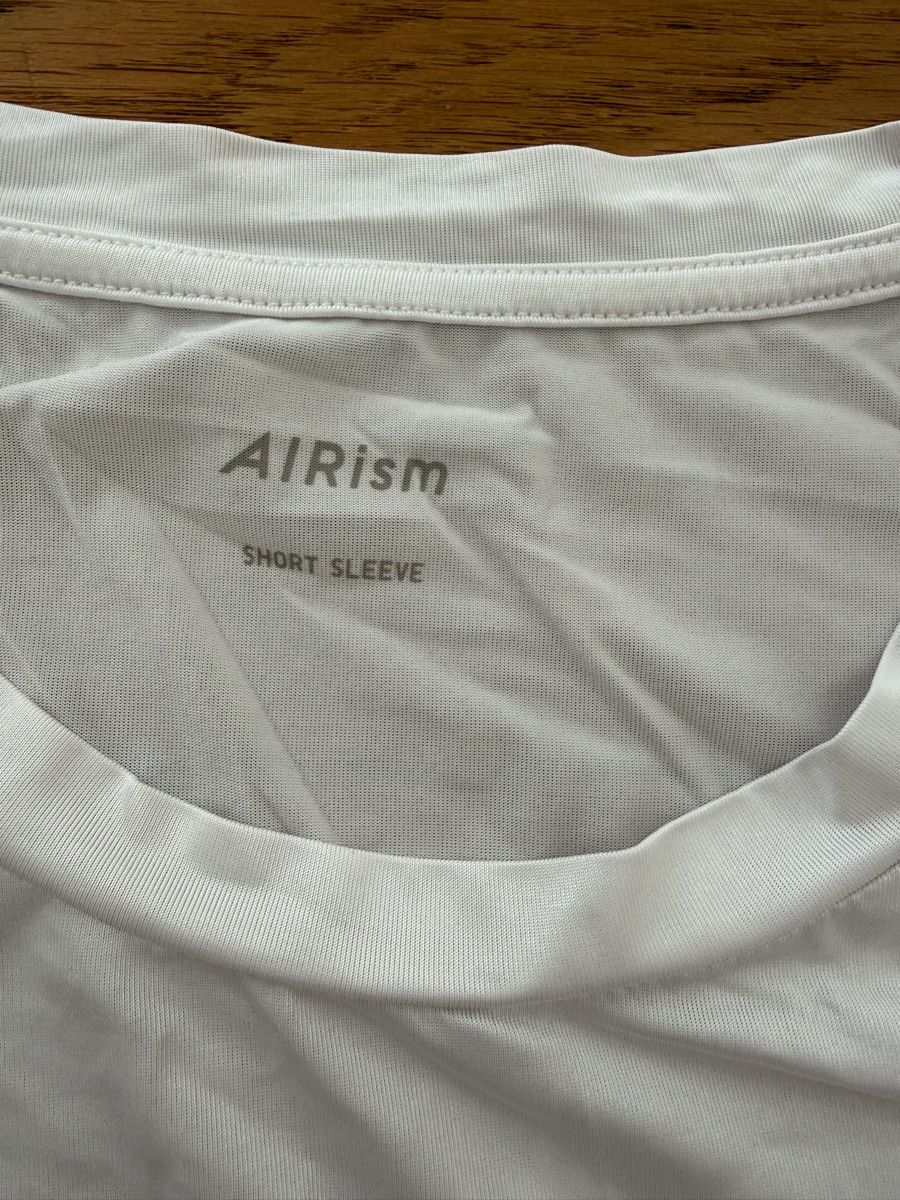 Uniqlo T-shirt: Uniqlo Basic Herren T-Shirt Gr. L – Usato da Rubigen venduto da dor_kb9s 1