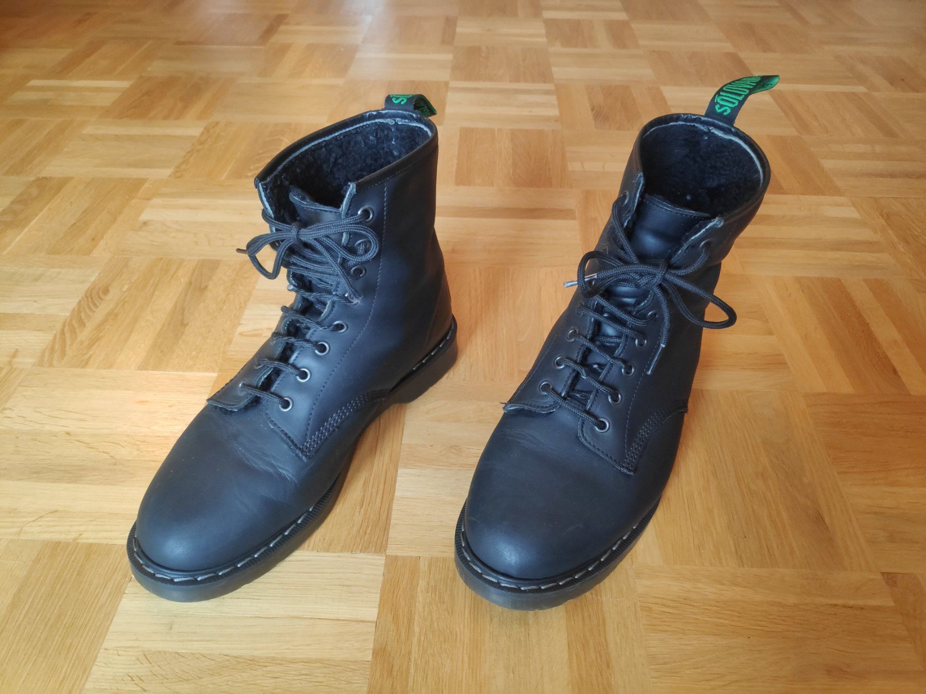 Solovair Herrenschuhe: Solovair - Greasy Shearling Lined 8 Eye Derby Boot - Gr. 43 – Gebraucht aus Bern von anger47 7