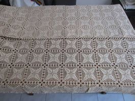 Tagesdecke oder Tischdecke, handgefertigt in Italien Neu