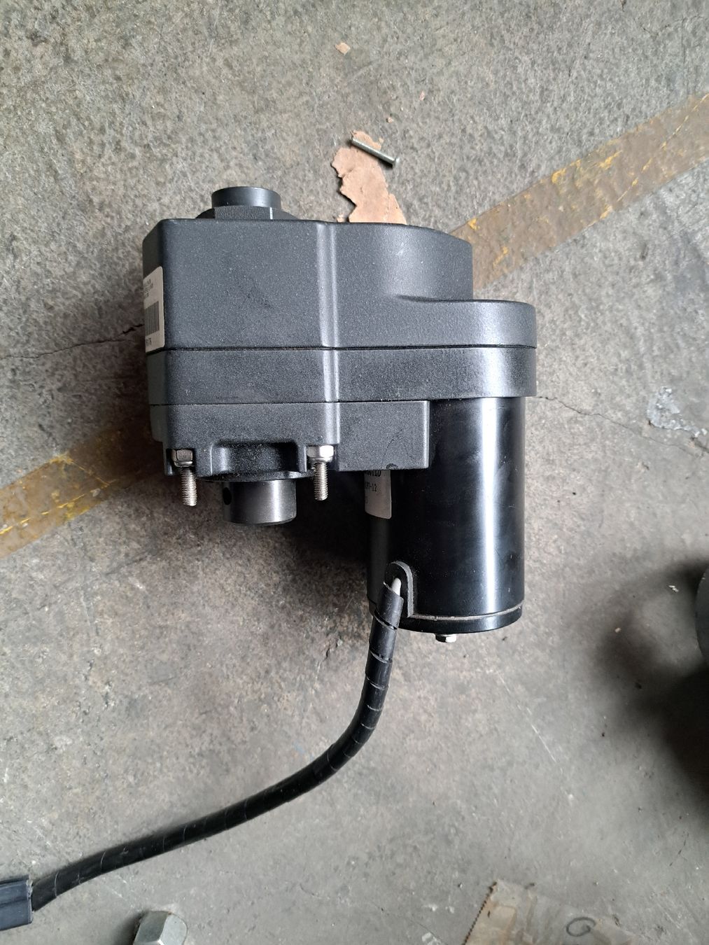Componenti elettronici: Warner Linear Motor 12V – Nuovo (secondo la descrizione) da ufhusen venduto da cb01 1