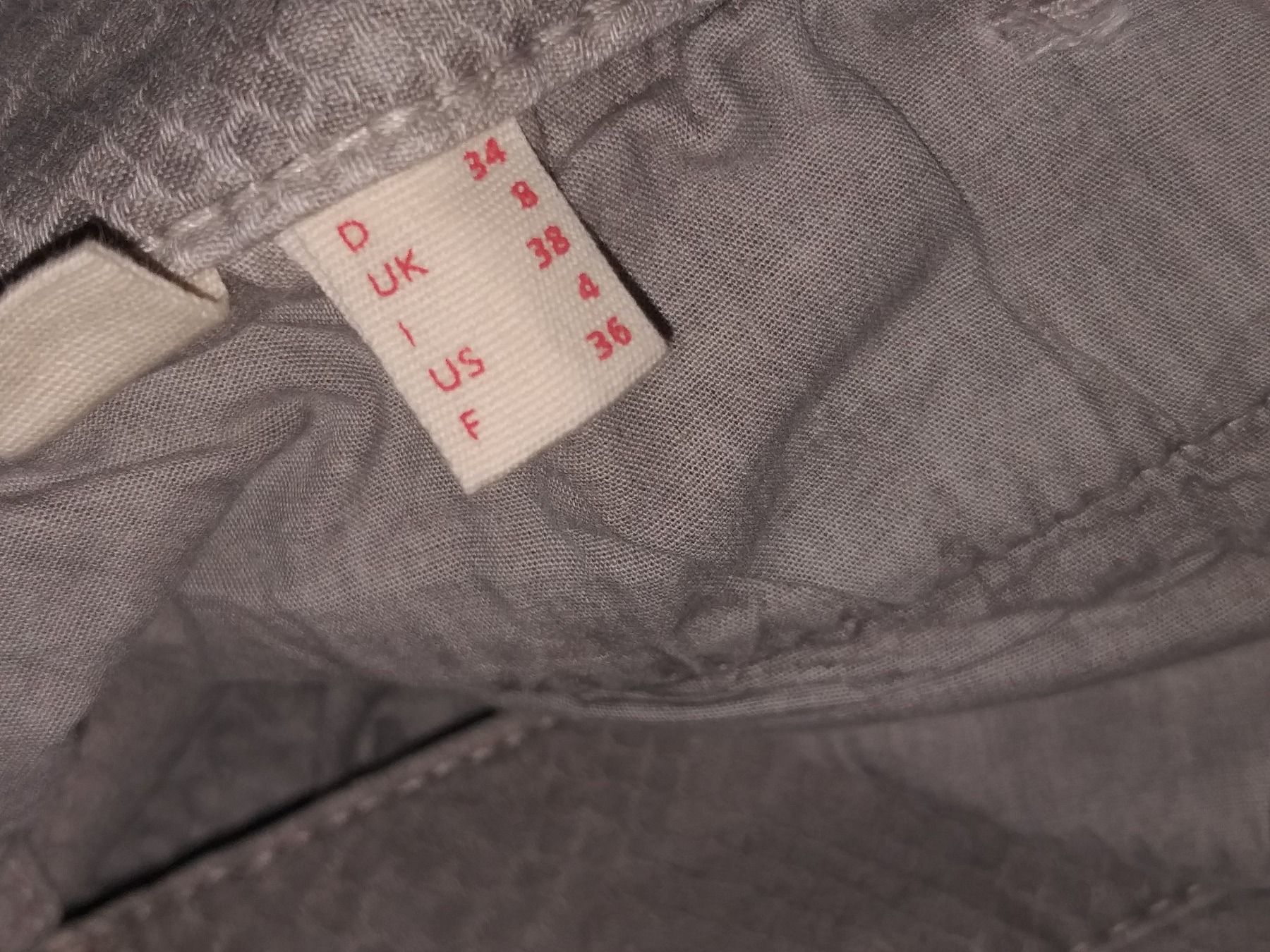 Esprit Pantaloni: Pantalon ESPRIT /  Hose ESPRIT  Taille / Grosse 34 CH – Usato da Cossonay-ville venduto da Super-Price-Quality 6