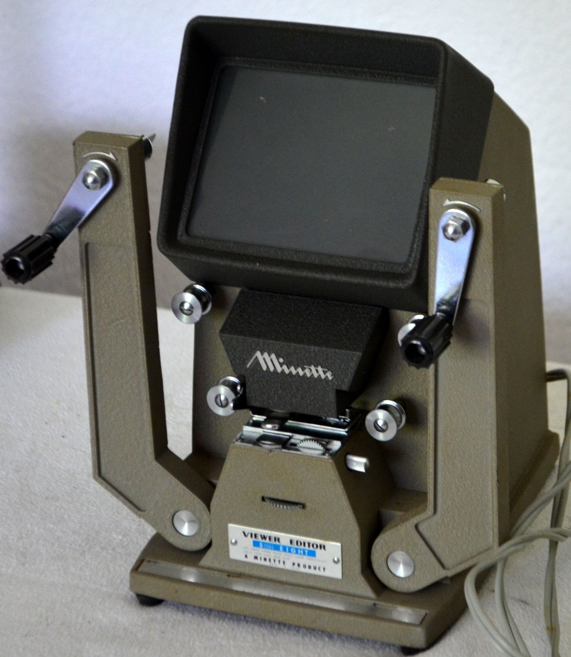 Vidéoprojecteurs: Minette Viewer Editor Super 8 – D'occasion à Collonges par arashee 1