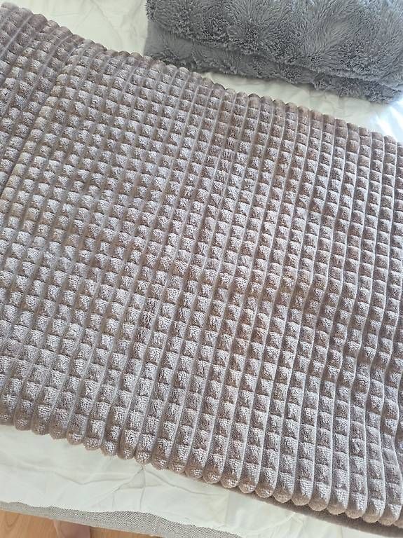 Coperte: Kuscheldecke braun – Nuovo (secondo la descrizione) da Wängi venduto da Bibo4. 3