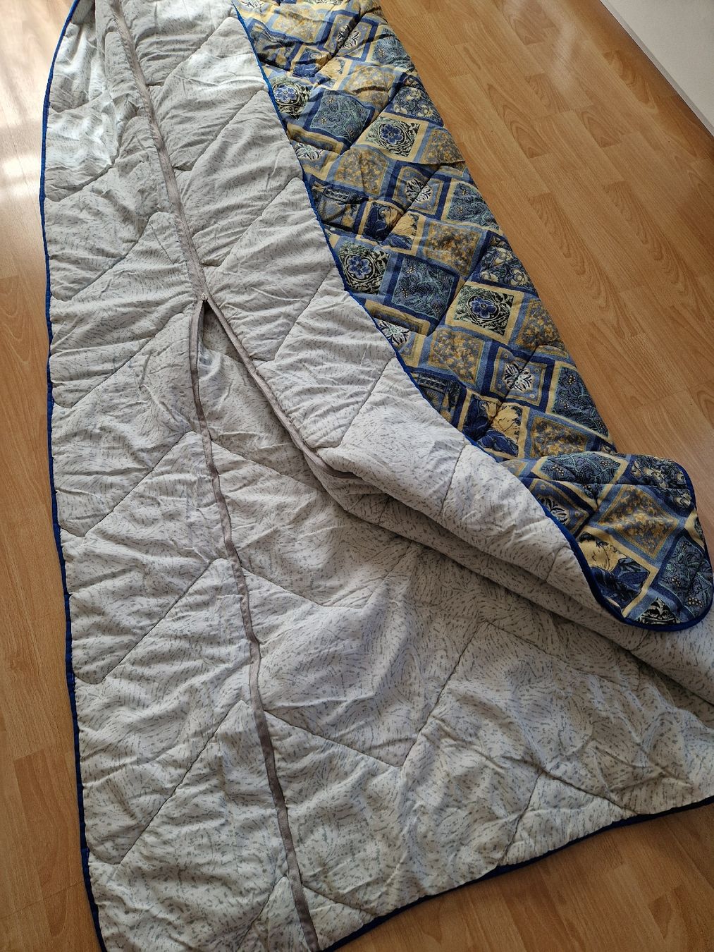 Coperte: Bettüberwurf – Usato da Kulmerau venduto da Doene7 9