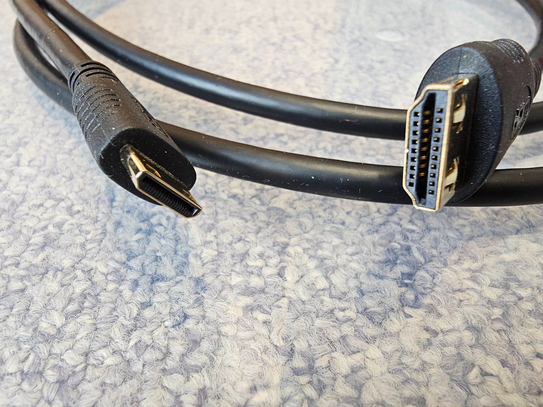 Cavi: Kabel HDMI zu Mini-HDMI, 2m – Usato da Niederglatt ZH venduto da Grx5 1