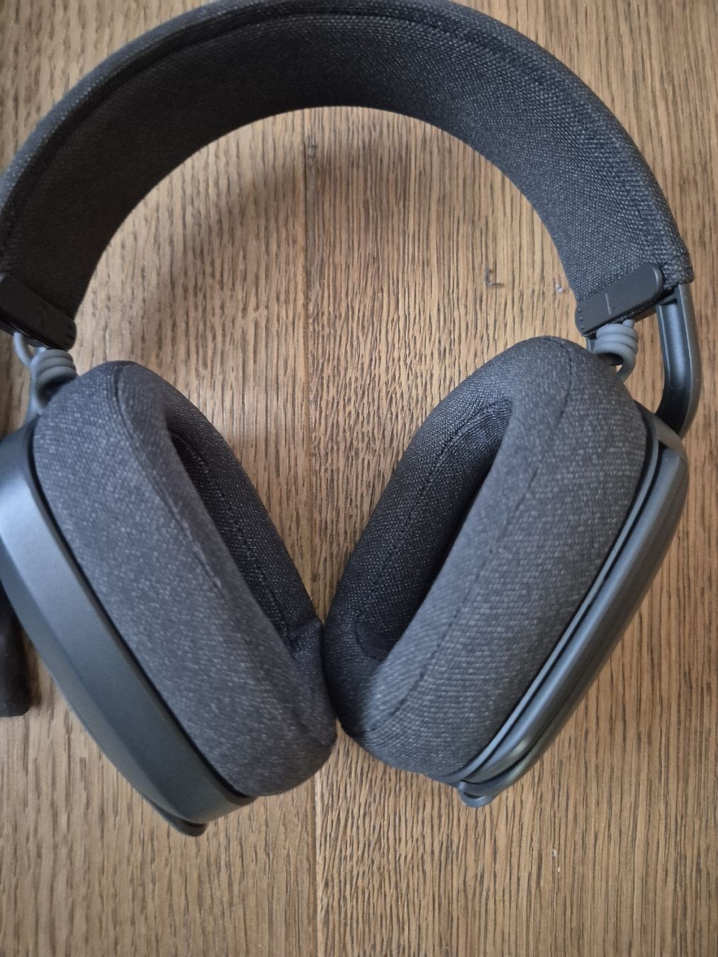 Logitech Cuffie: logitech wireless headphones zone vibe 100 – Usato da Ostermundigen venduto da louhdez 1