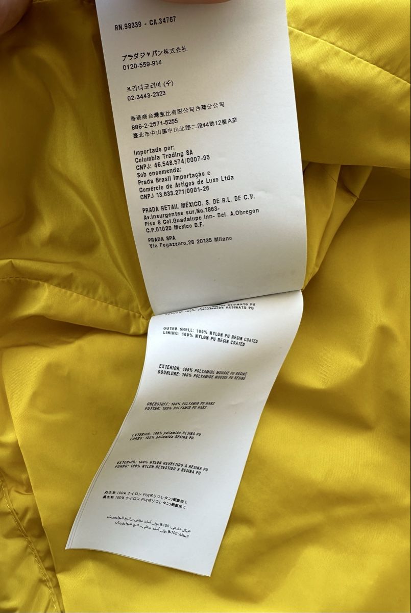 Prada Giacche: Bright Yellow Prada Milano Lightweight Jacket - Size 42 – Usato da Zürich venduto da megastored 9