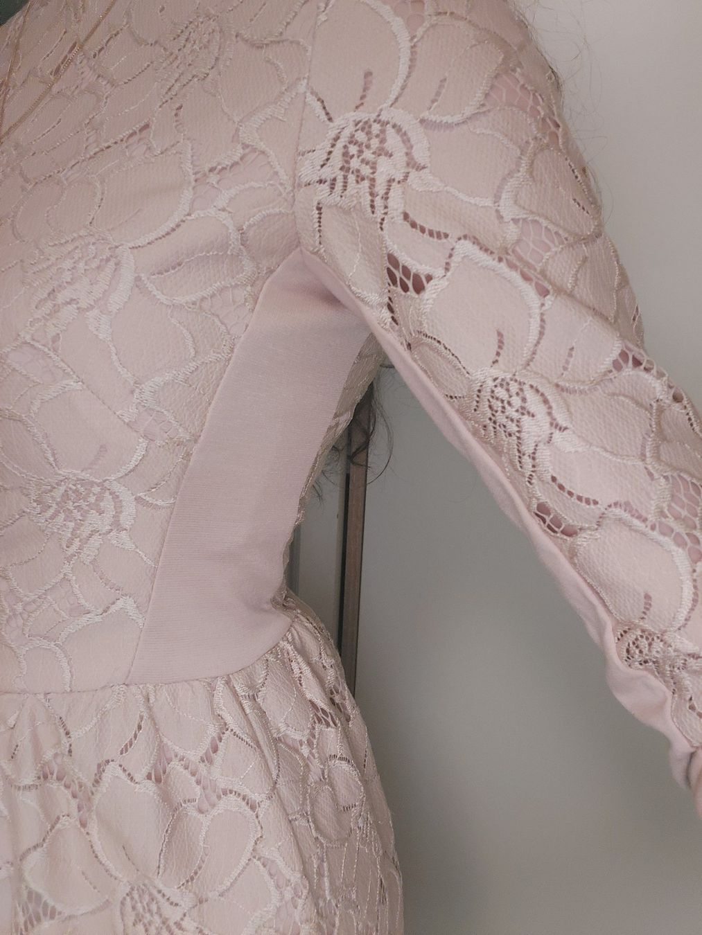 H&M Robes: Spitzenkleid – Neuf (Voir description) à Sion par aud_7pxl 5