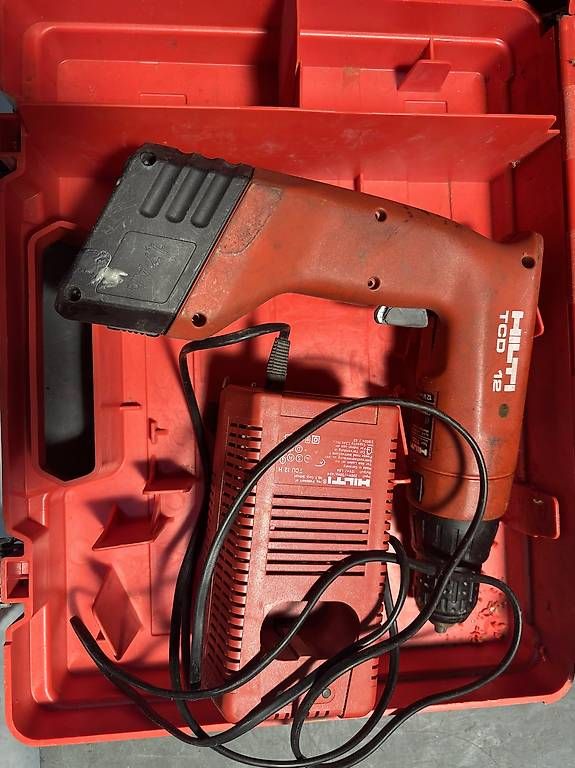 Bohrmaschinen: HILTI Akkuschrauber TCD12, defekt – Gebraucht aus Bichelsee von hubraum_ 1