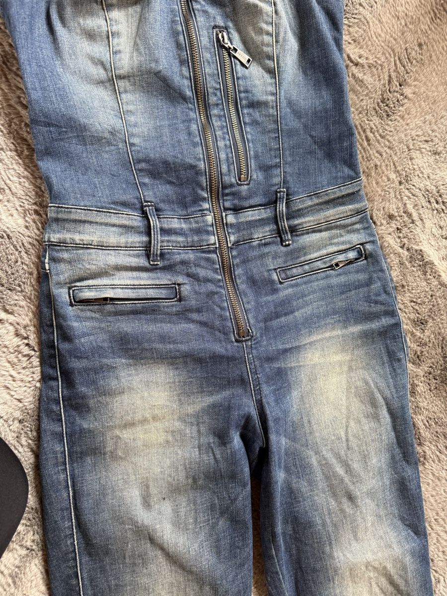 Guess Jeans: Guess jeans – D'occasion à Herbligen par shqipe88 2