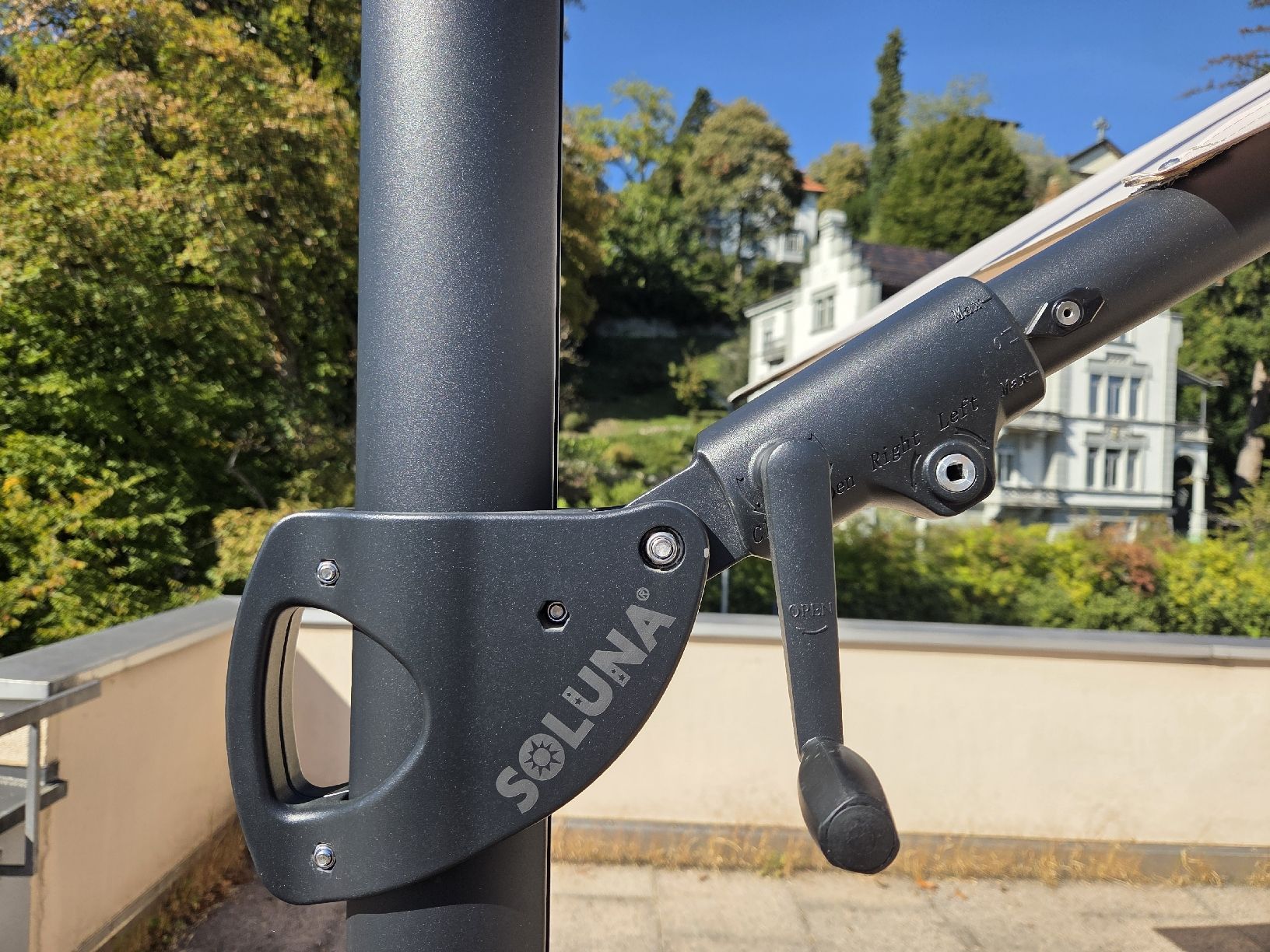 Sonnenschirme: Ampelschirm 300x300 – Neu (gemäss Beschreibung) aus St. Gallen von van_tw5q 3