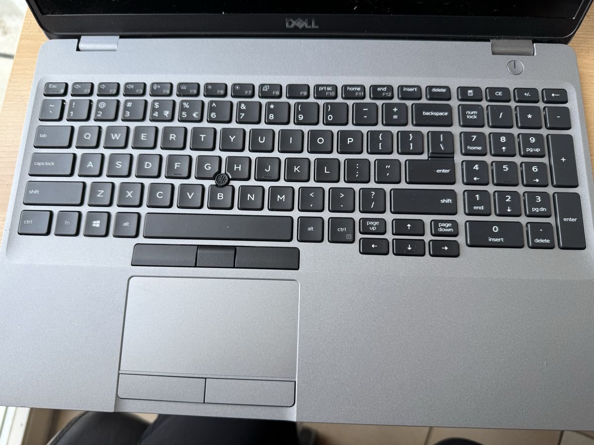 Dell Notebook: Dell Latitude 5511 [DEFEKT] – Difettoso da Egg b. Zürich venduto da drs_tmn9 8