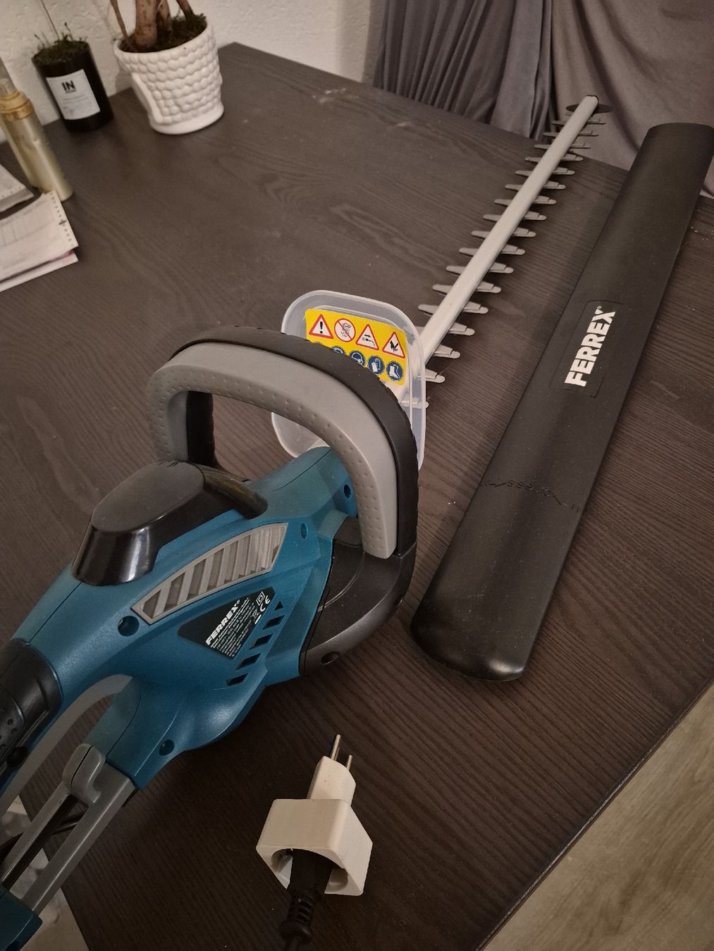 Alle Maschinen: Taille haies Ferrex  – Neu (gemäss Beschreibung) aus Tavannes von ben_b9hm