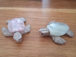 2 dekorative Schildkröten aus Stein – Handgefertigt – Neu