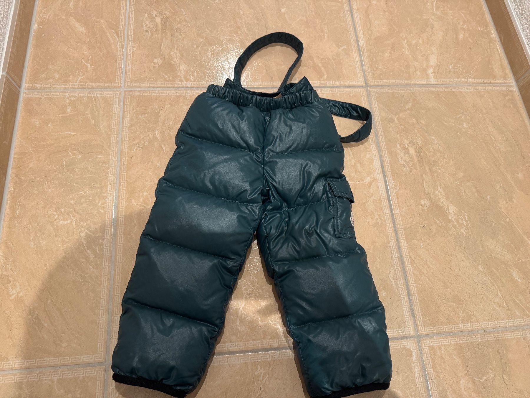 Moncler Hosen: Moncler NWT Skihose, 2J 92 – Gebraucht aus Klingnau von Markus14