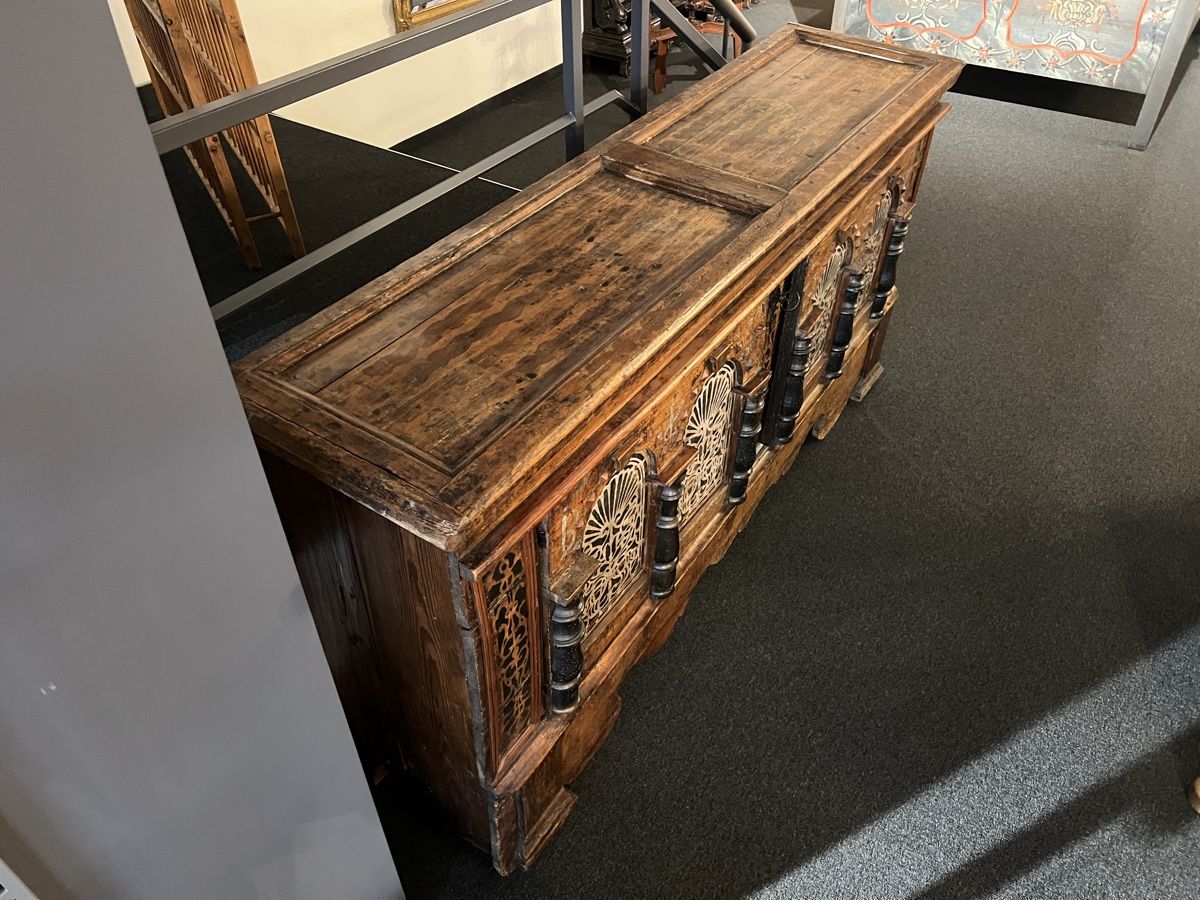 Cassapanche: Ostschweizer Barocktruhe – Usato da Gossau SG venduto da Keller-Antiques 3