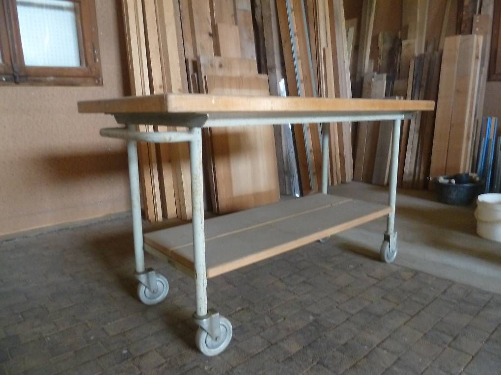 Tavoli: Mobiler Werkstatttisch – Usato da Aarwangen venduto da vintagehandel 1