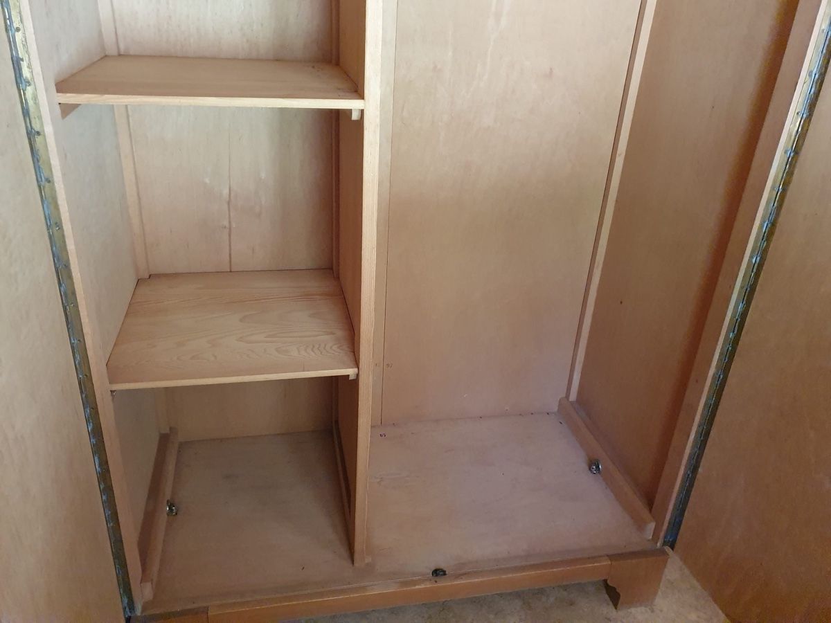 Armadi: Kleiderschrank gebraucht – Usato da Madiswil venduto da rickae01 1