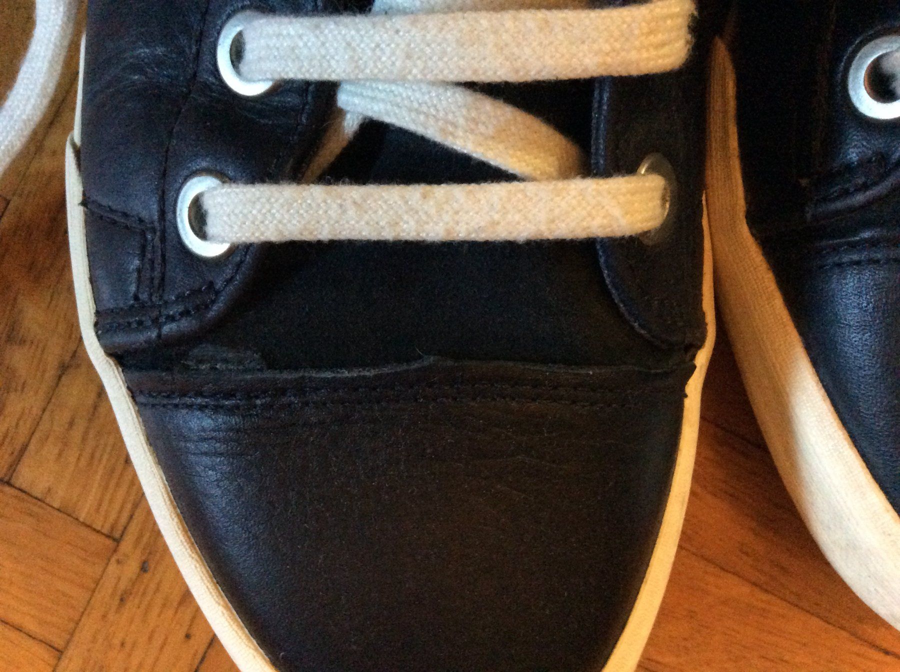 Helly Hansen Scarpe per ragazzi: Helly Hansen baskets montantes cuir pointure 41, 26cm – Usato da Le Mont-Pèlerin venduto da dundun1 7