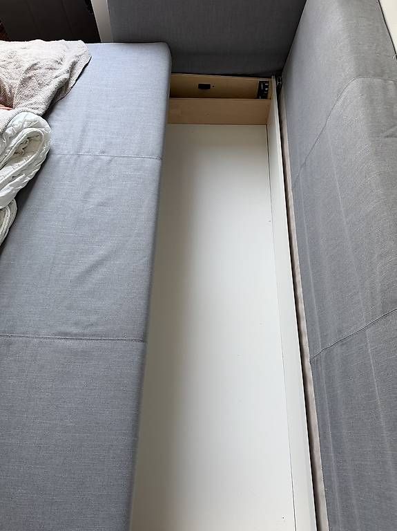 Ikea Divani: IKEA HOLMSUND 3er-Bettsofa grau  top Zustand – Usato da Zürich venduto da kil_22my 3