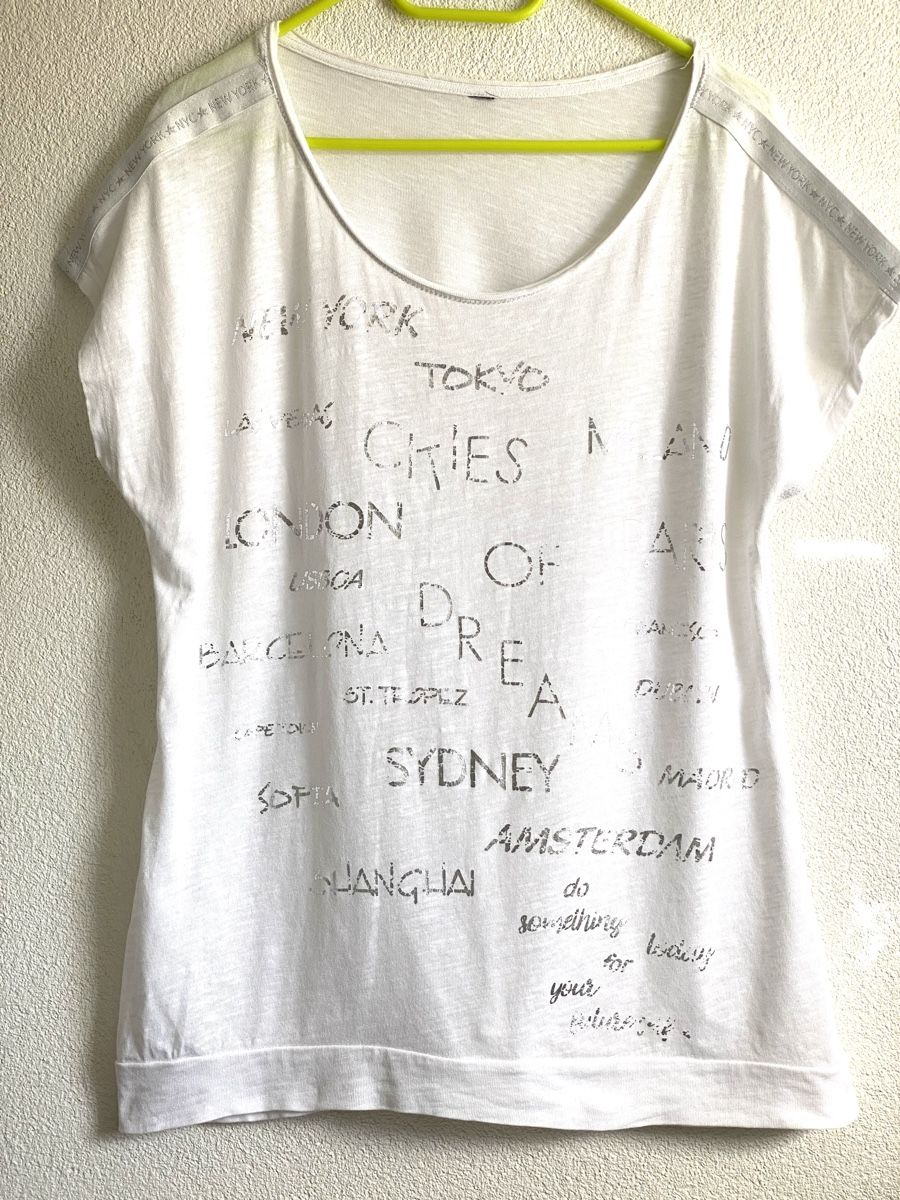 T-shirt: T-Shirt L – Usato da Lyss venduto da Sibella56