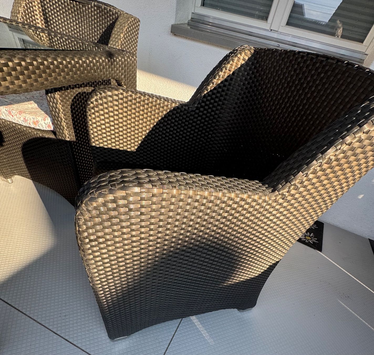Set di tavolo e panche: Gartenmöbelgarnitur mit Tisch – Usato da Walperswil venduto da So1me25 5