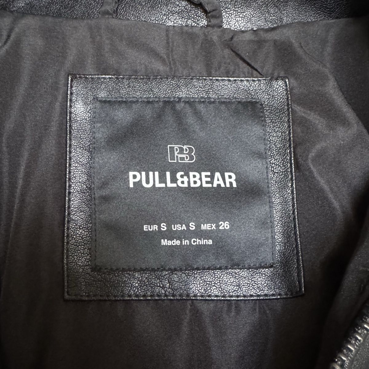 Pull&Bear Vestes: Pull&Bear Lederjacke black – D'occasion à Sissach par jameliagr 3