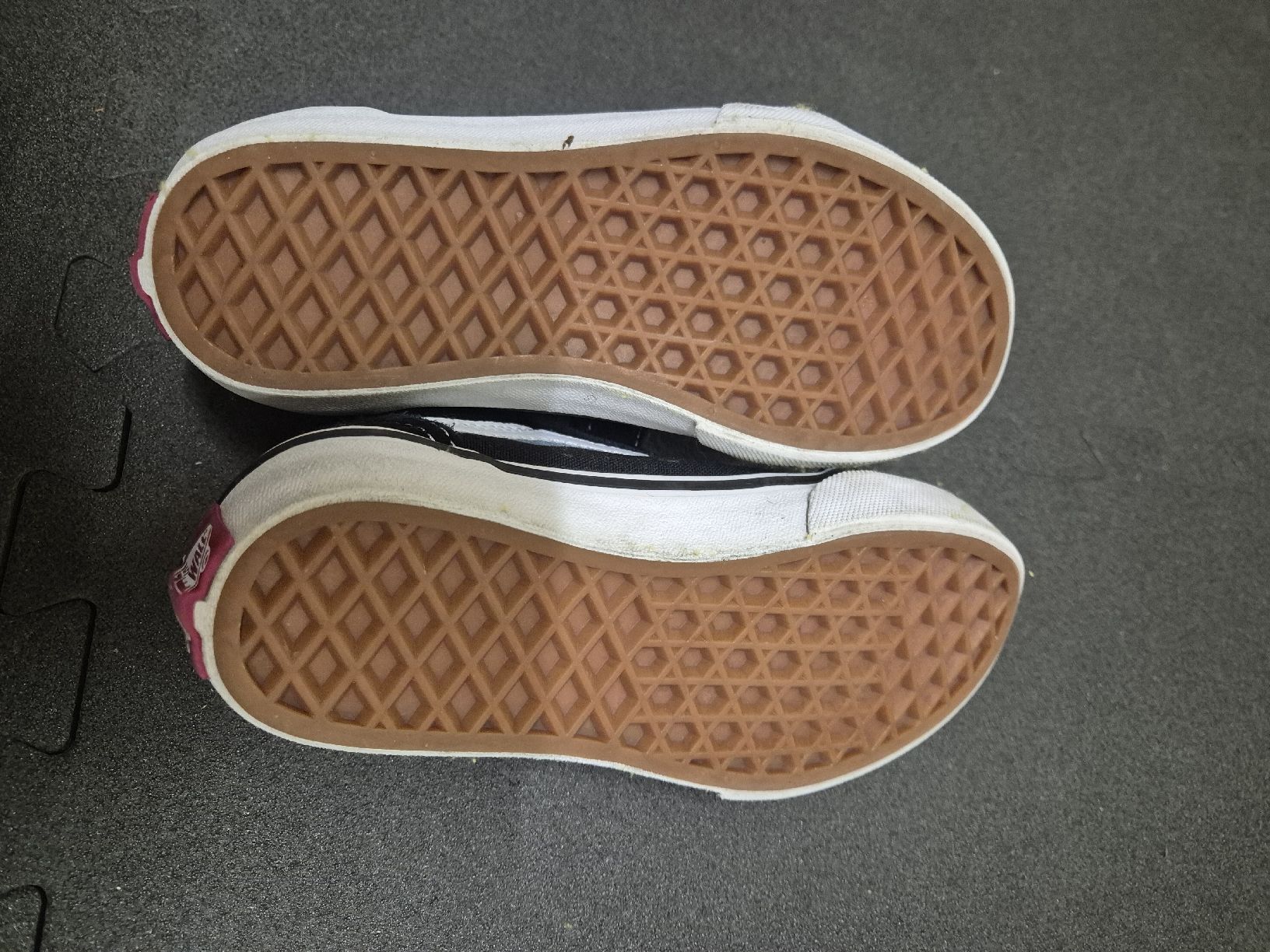 Scarpe per ragazzi: Schuhpaket in Grösse 29 – Usato da Schlieren venduto da cisc00 4