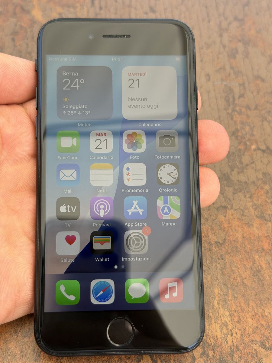 Apple Handys / Smartphones: iPhone SE 2022 64 GB – Gebraucht aus Giubiasco von HaveFunTI