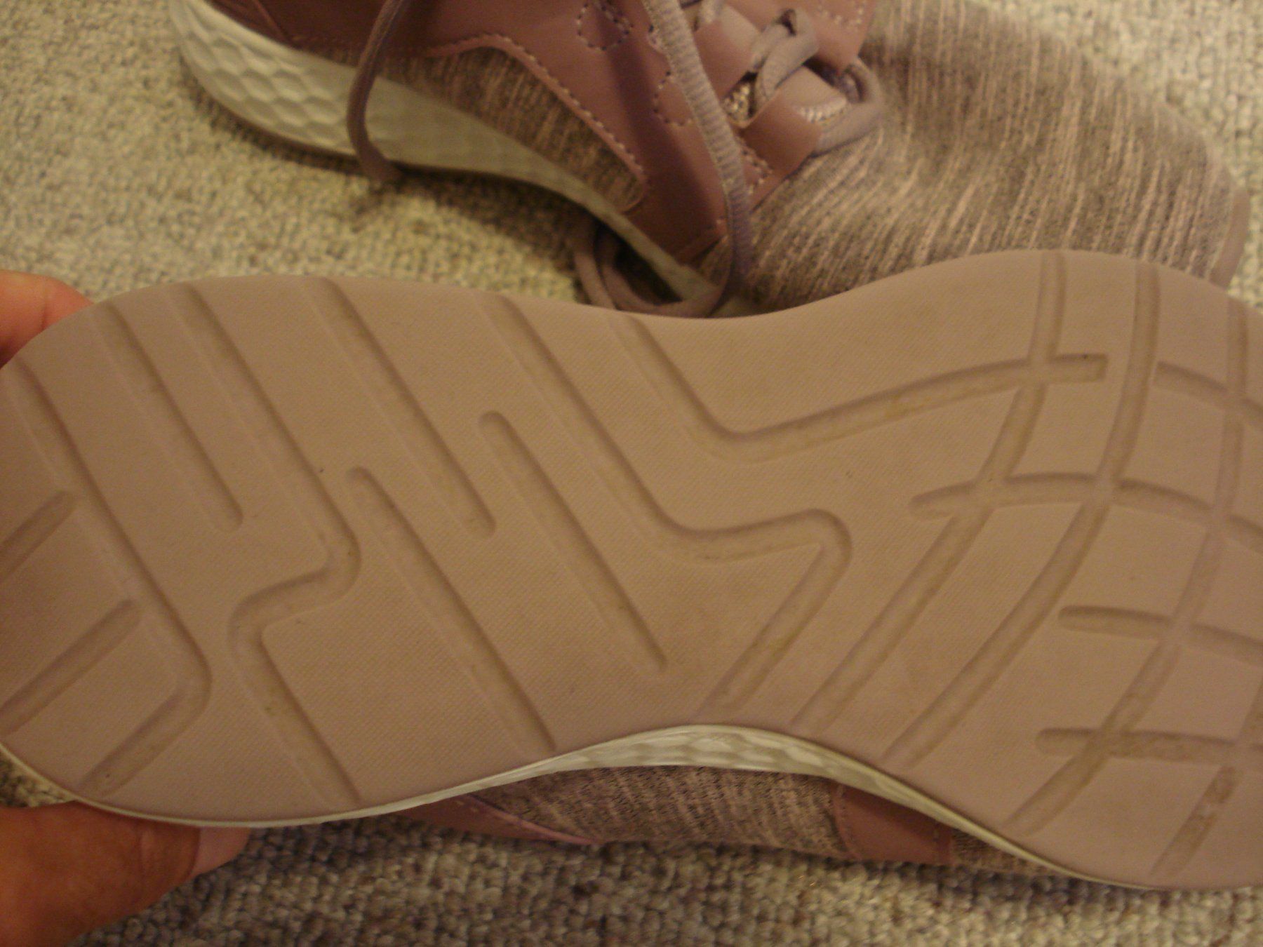 Bench Scarpe da donna: schöner Turnschuh v. Bench Gr. 39 – Usato da Au SG venduto da beanpasa 2